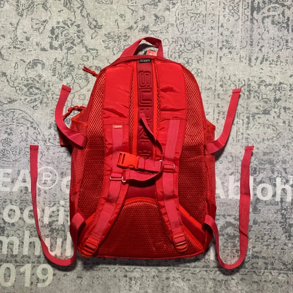 Supreme ss22 backpack